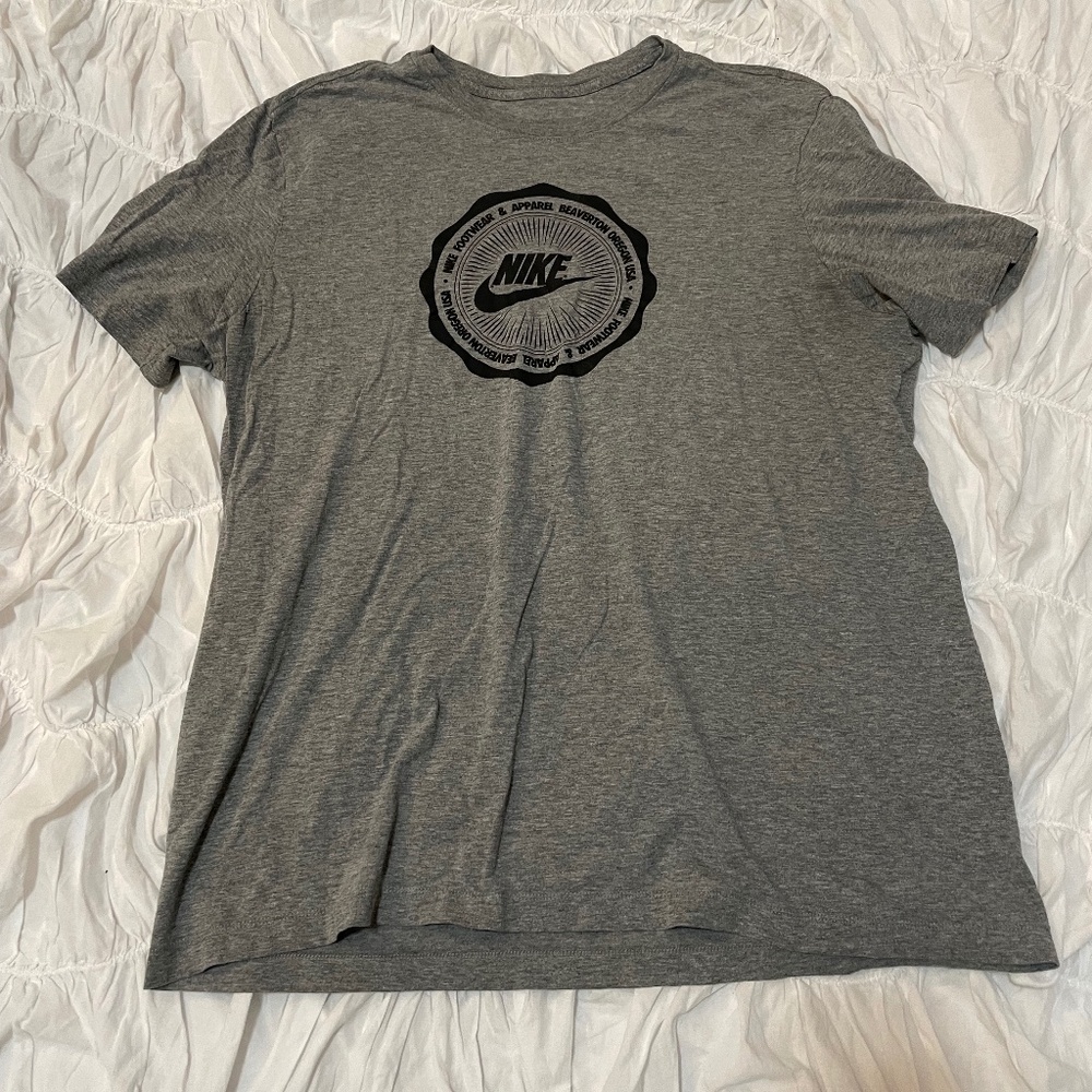 Grey Nike Graphic T-Shirt